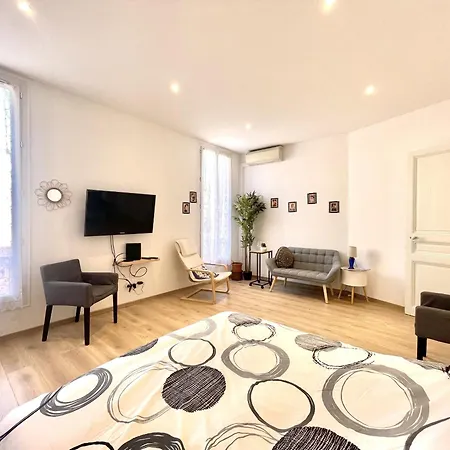 Woody Old Town By Welcome To Apartment Cannes